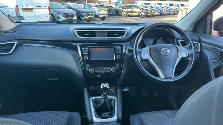 Nissan Qashqai 1.2 DiG-T N-Tec 5dr Petrol Hatchback